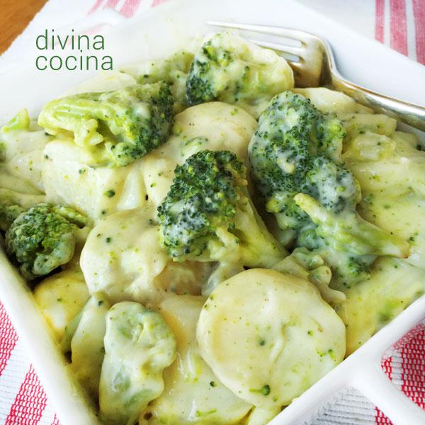 Brócoli a la crema con patatas en Pavo en crema de brocoli