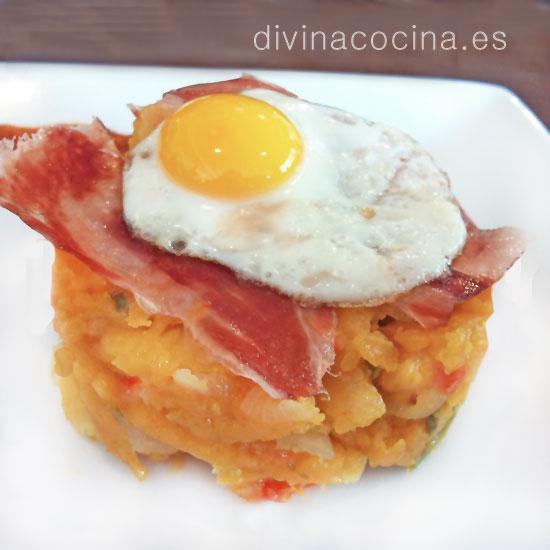 Capricho de patatas con huevo en Ensalada capricho*