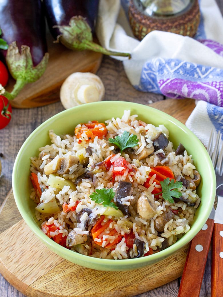 ensalada de arroz con verduritas de temporada