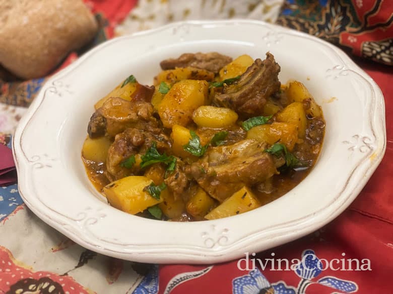 costillas con patatas