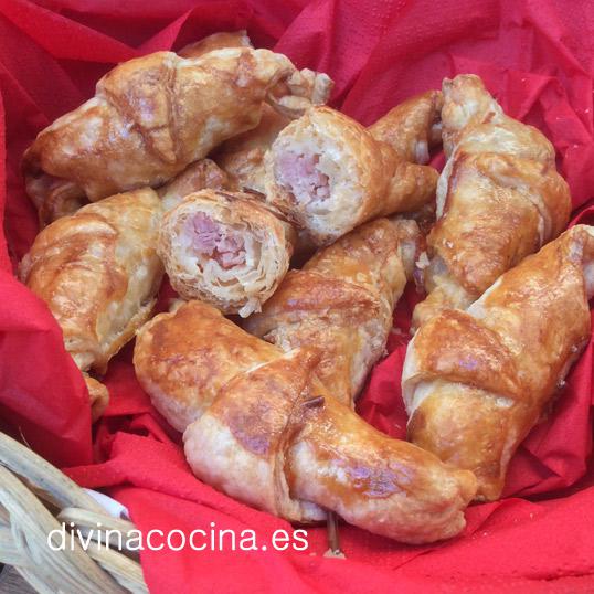 Croissants salados rellenos con hojaldre 1