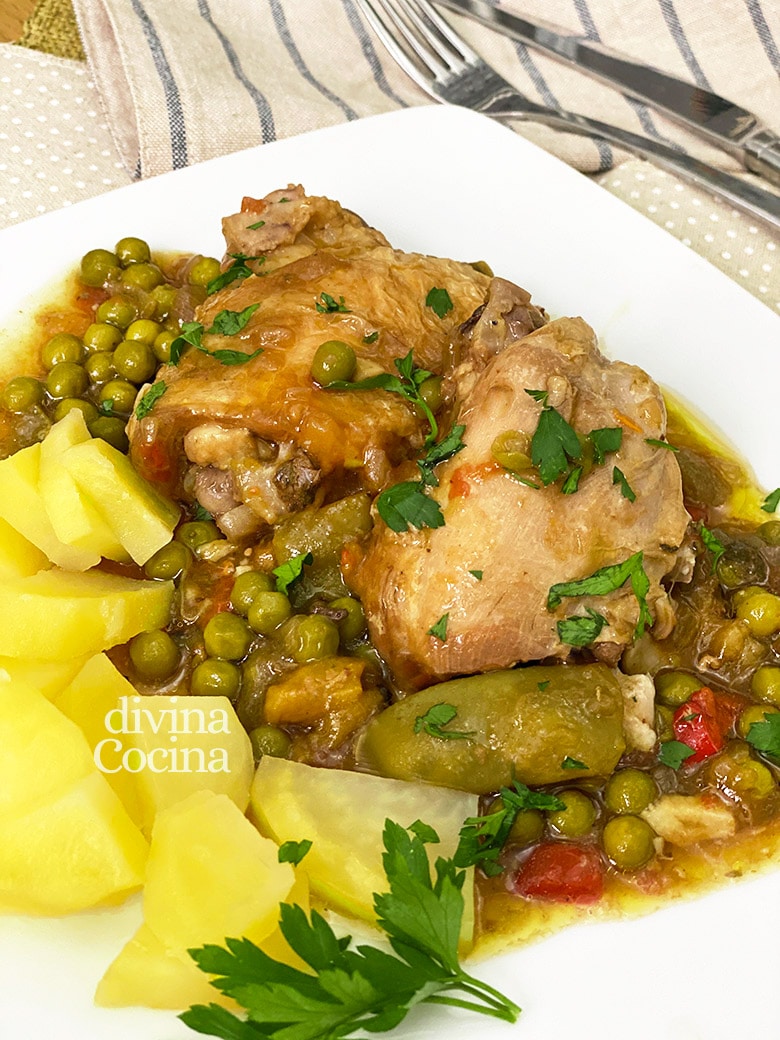 Pollo a la jardinera ––– Receta de DIVINA COCINA