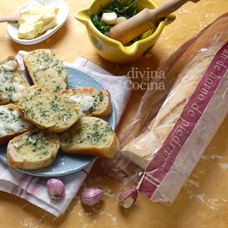 pan de ajo y pan de ajo con queso