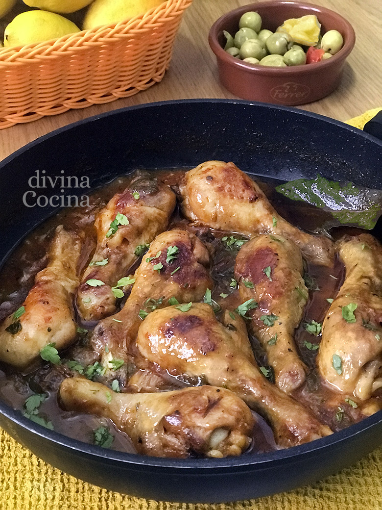 Pollo guisado rápido y fácil – Receta de DIVINA COCINA