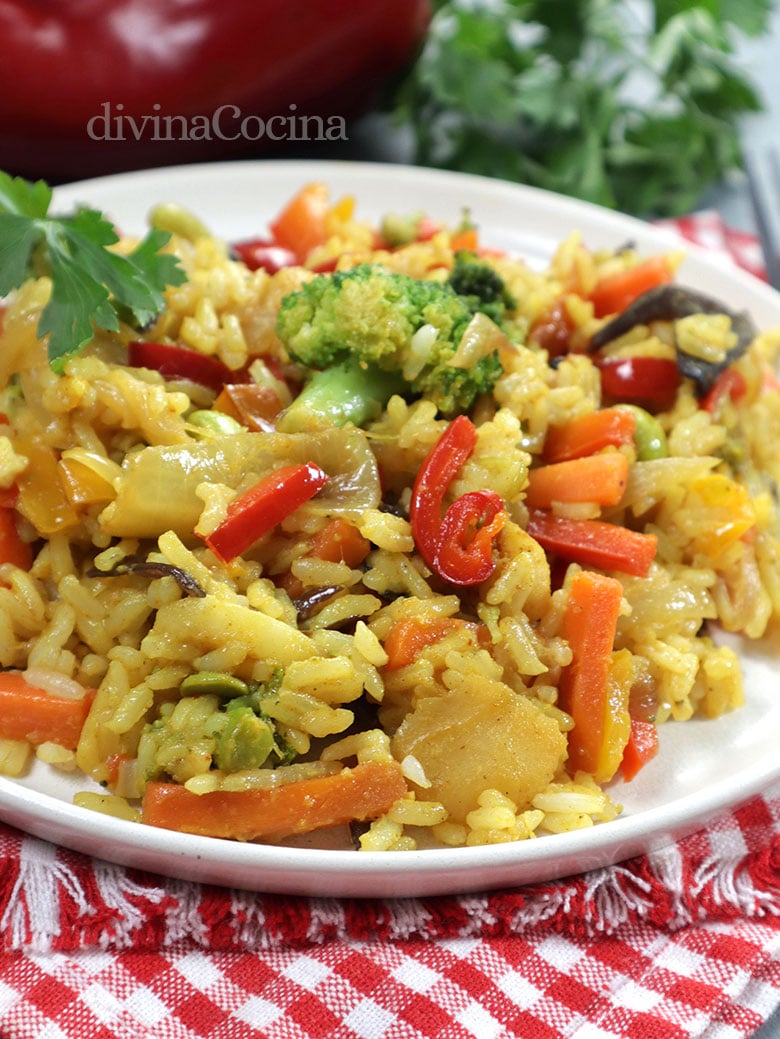 Verduras con arroz al curry (arroz integral, grano entero) Lékué 🥇