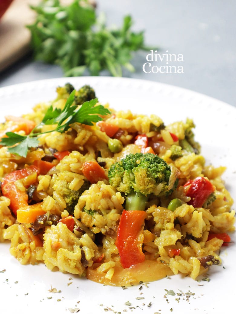 Arroz con verduras al curry