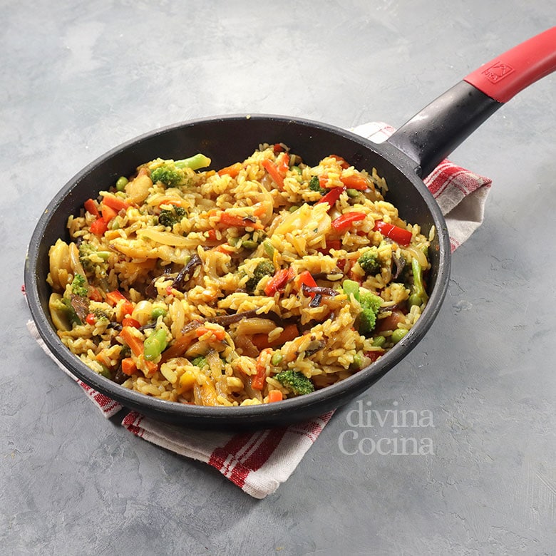 Arroz con verduras al curry