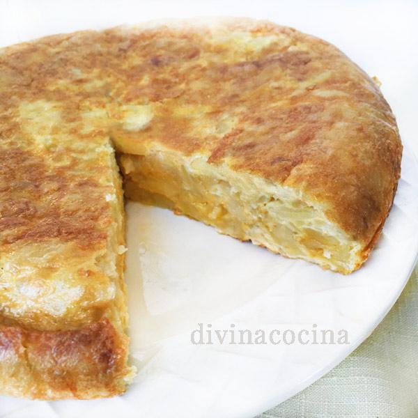 tortilla de patatas con cebolla