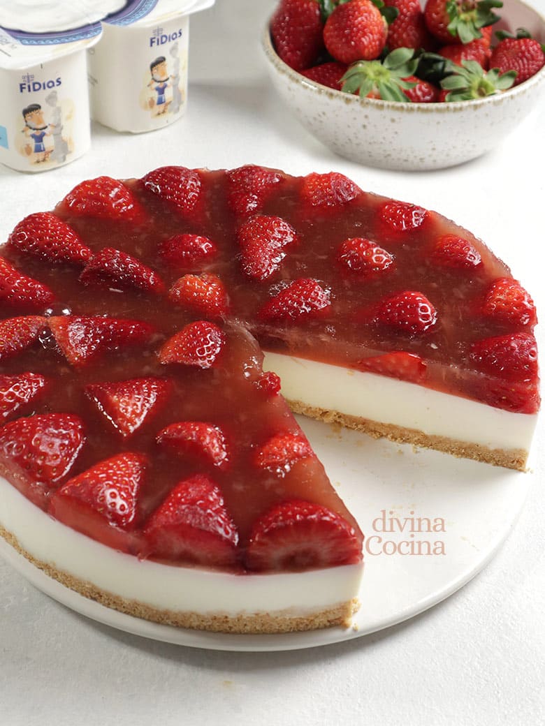 tarta de yogur y fresas sin horno