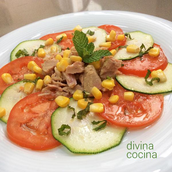 Ensalada de calabacín y tomate con hierbabuena 1