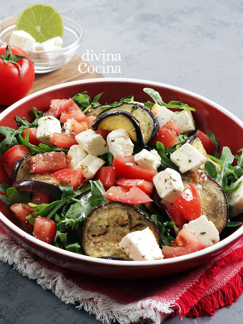 ensalada de berenjenas y queso