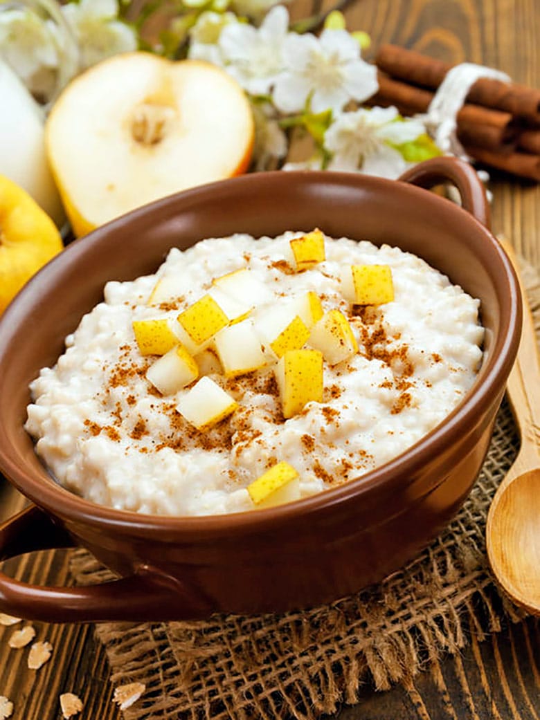 gachas de avena con manzanas porridge