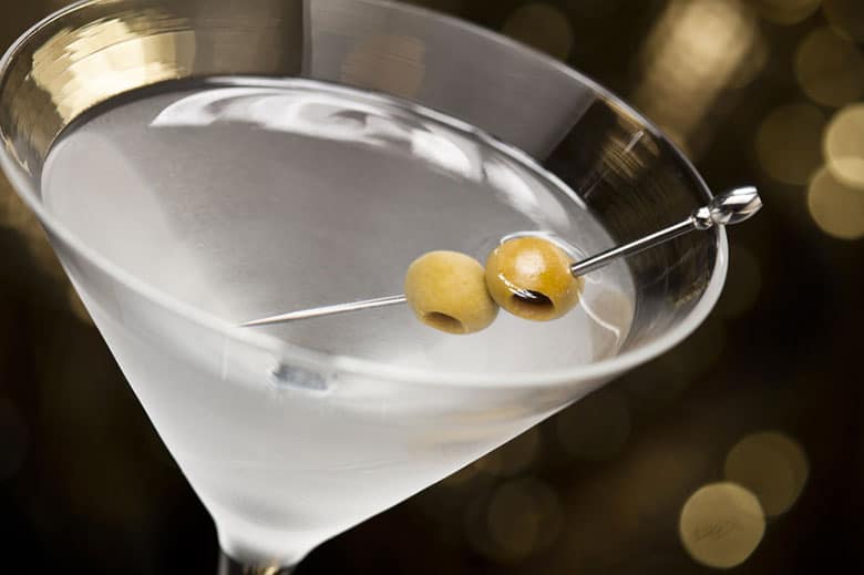 Cómo se prepara el Dry Martini, receta trucos - Divina