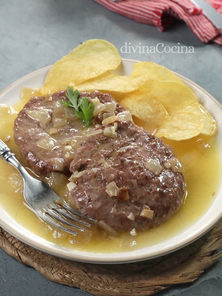 hamburguesas guisadas en salsa 