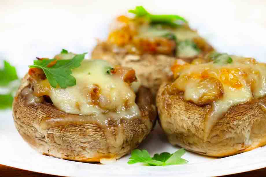 Champiñones rellenos de carne 1