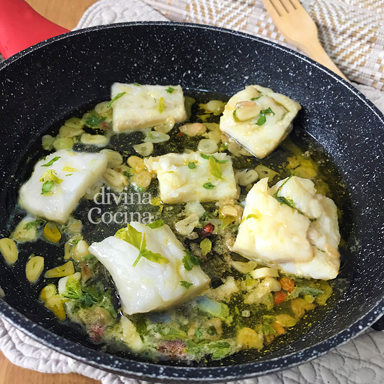 bacalao al ajillo