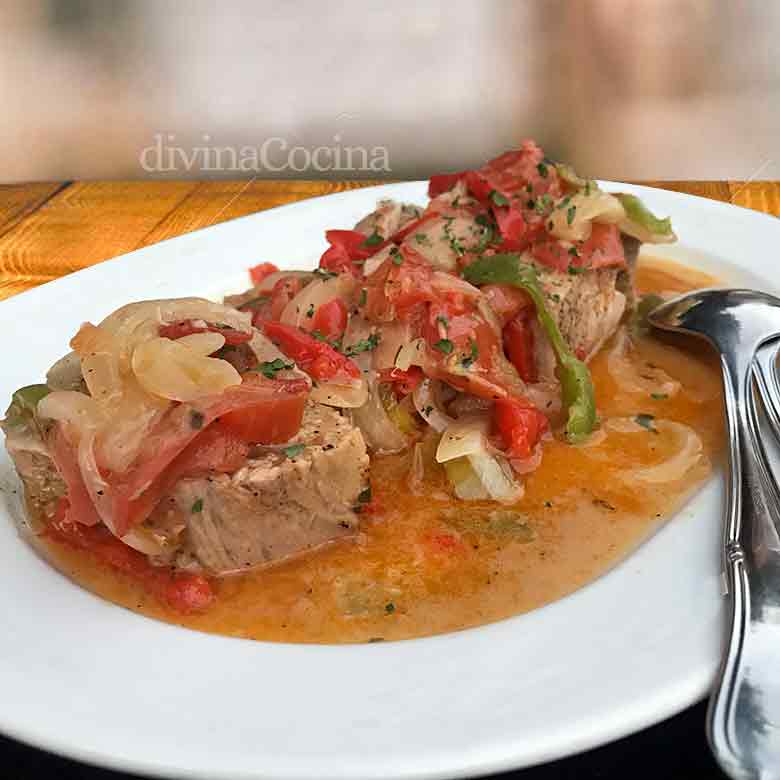 atun en salsa con verduras