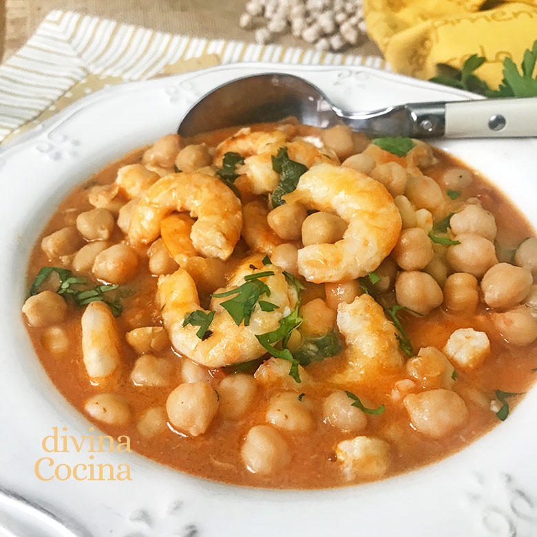 Garbanzos con langostinos 1