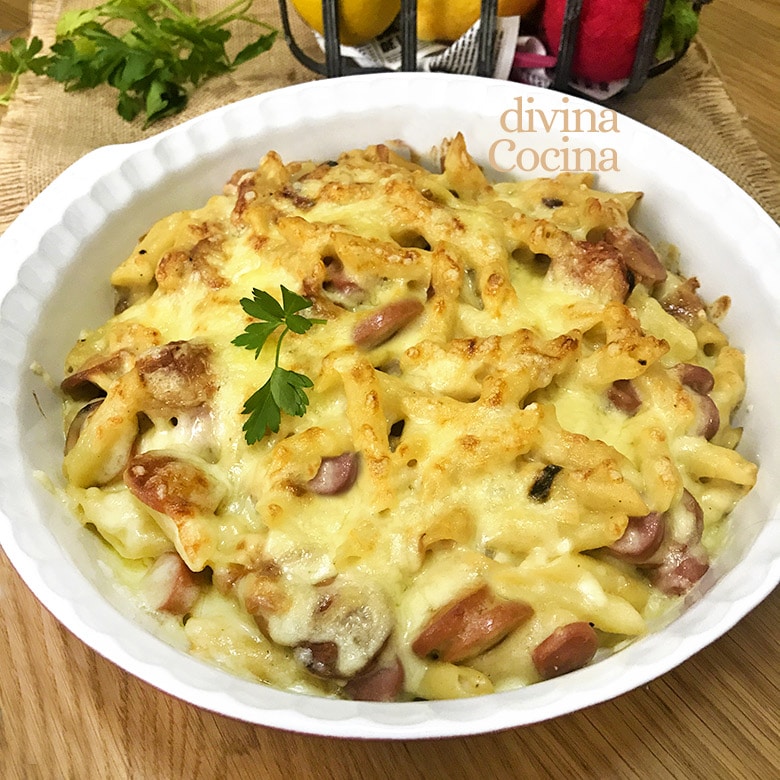 macarrones con salchichas gratinados