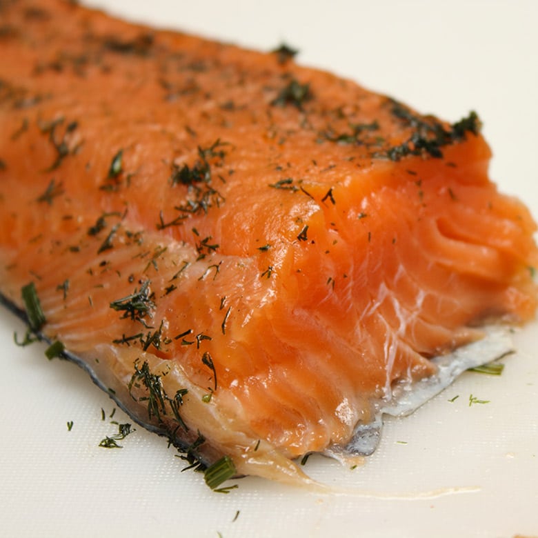 salmon marinado gravlax detalle