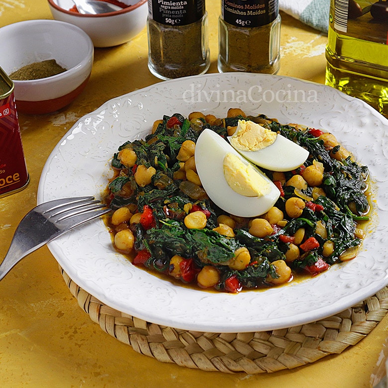 garbanzos con espinacas salteados