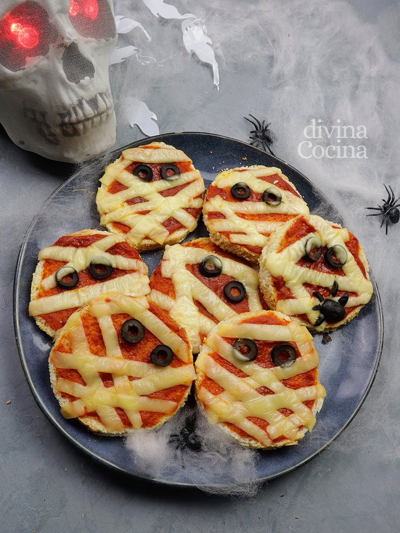 mini pizzas momia halloween
