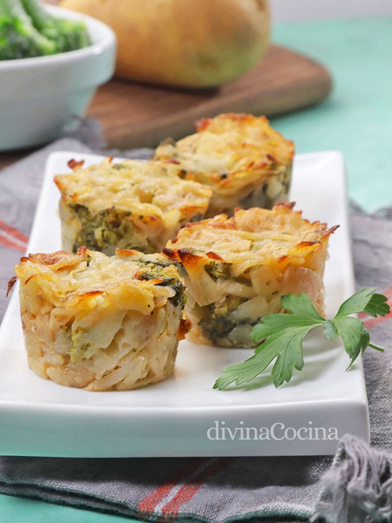 pastelillos de patata y brocoli