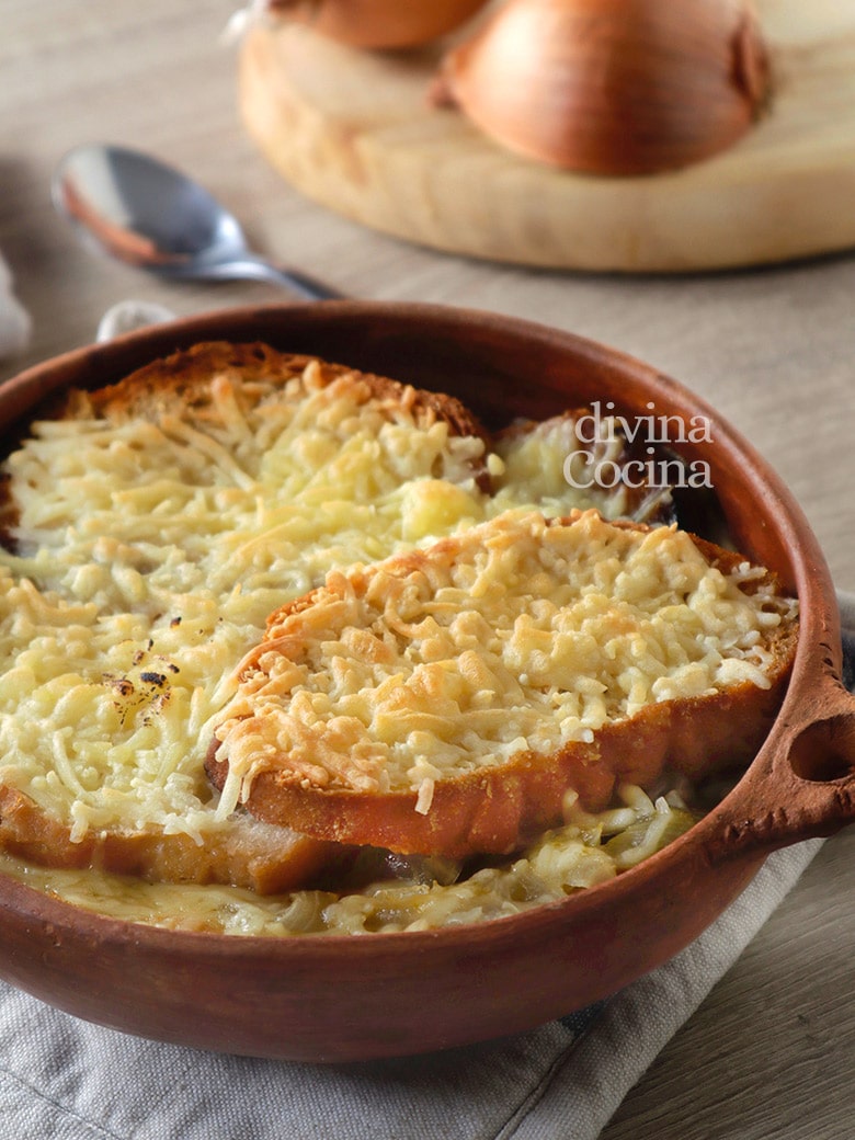 sopa de cebolla a la francesa