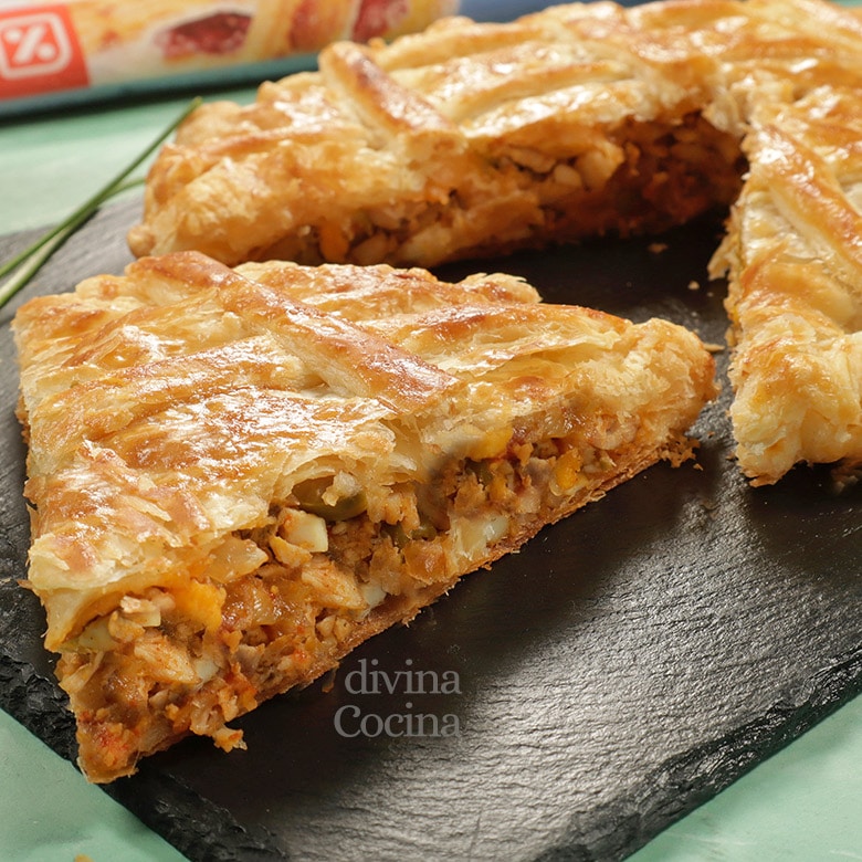 Empanada de carne con hojaldre