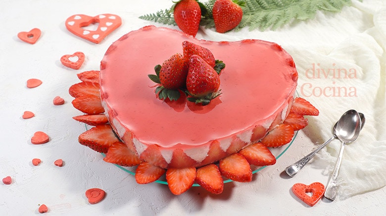 Tarta San Valentín con fresas 19