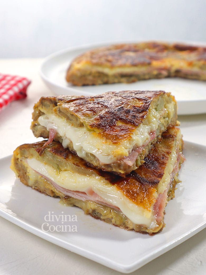 tortilla de berenjenas, queso y pimiento