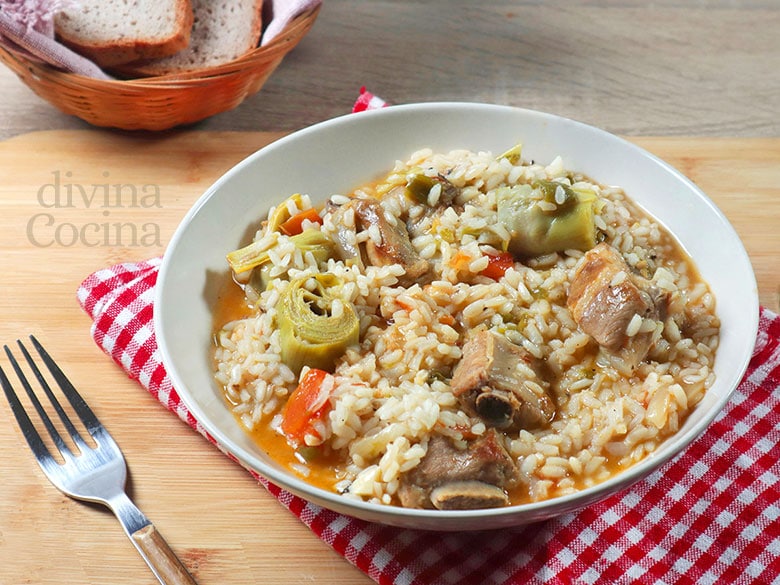 arroz con costillas y alcachofas