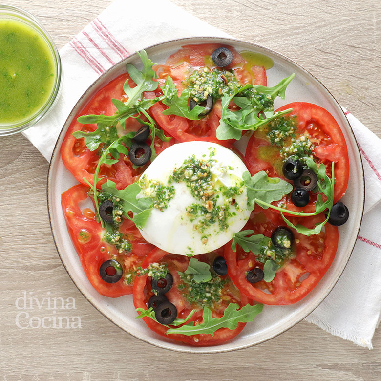 ensalada de tomate y burrata