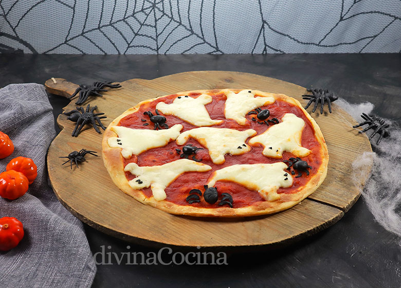 pizza halloween fantasmas y aranas