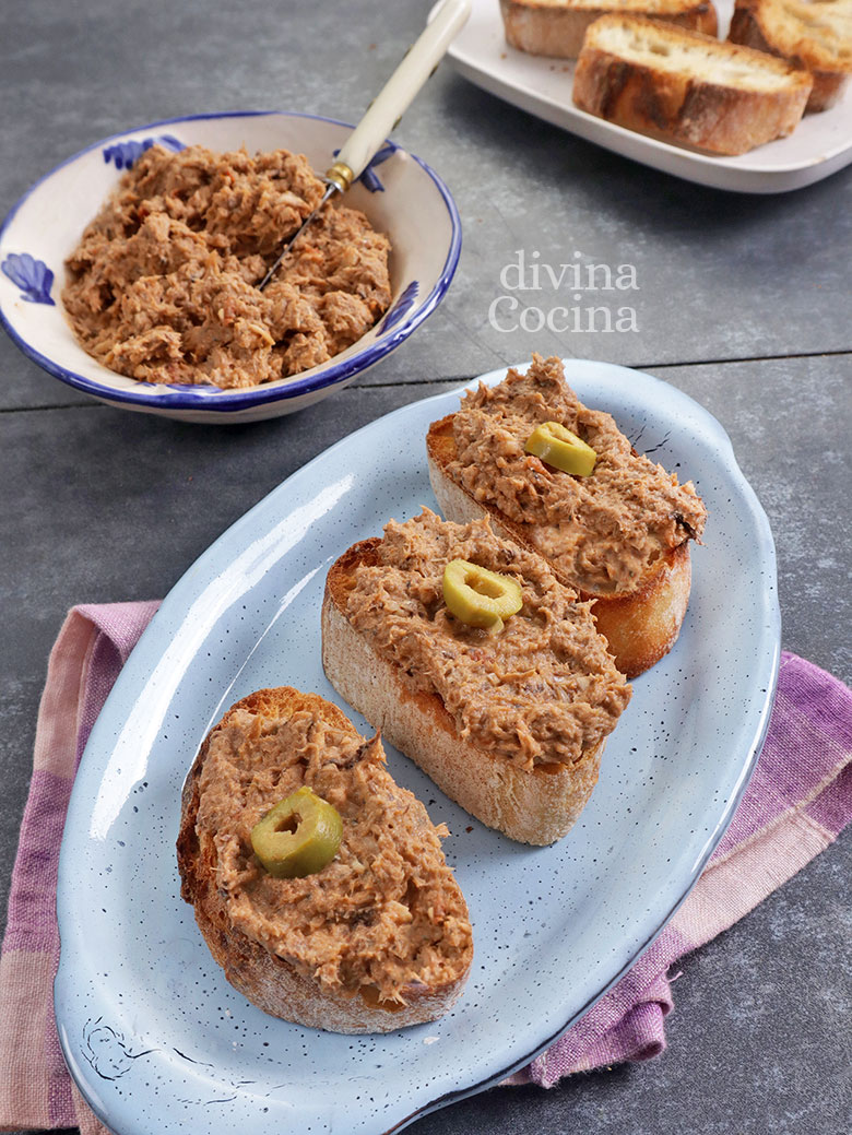 pate de sardinas con sardinas de lata