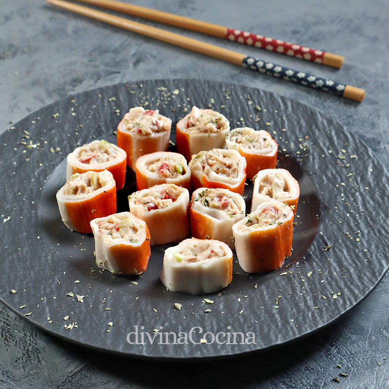 rollitos de surimi rellenos