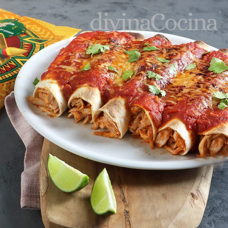 Enchiladas de pollo con queso - Receta de Divina Cocina