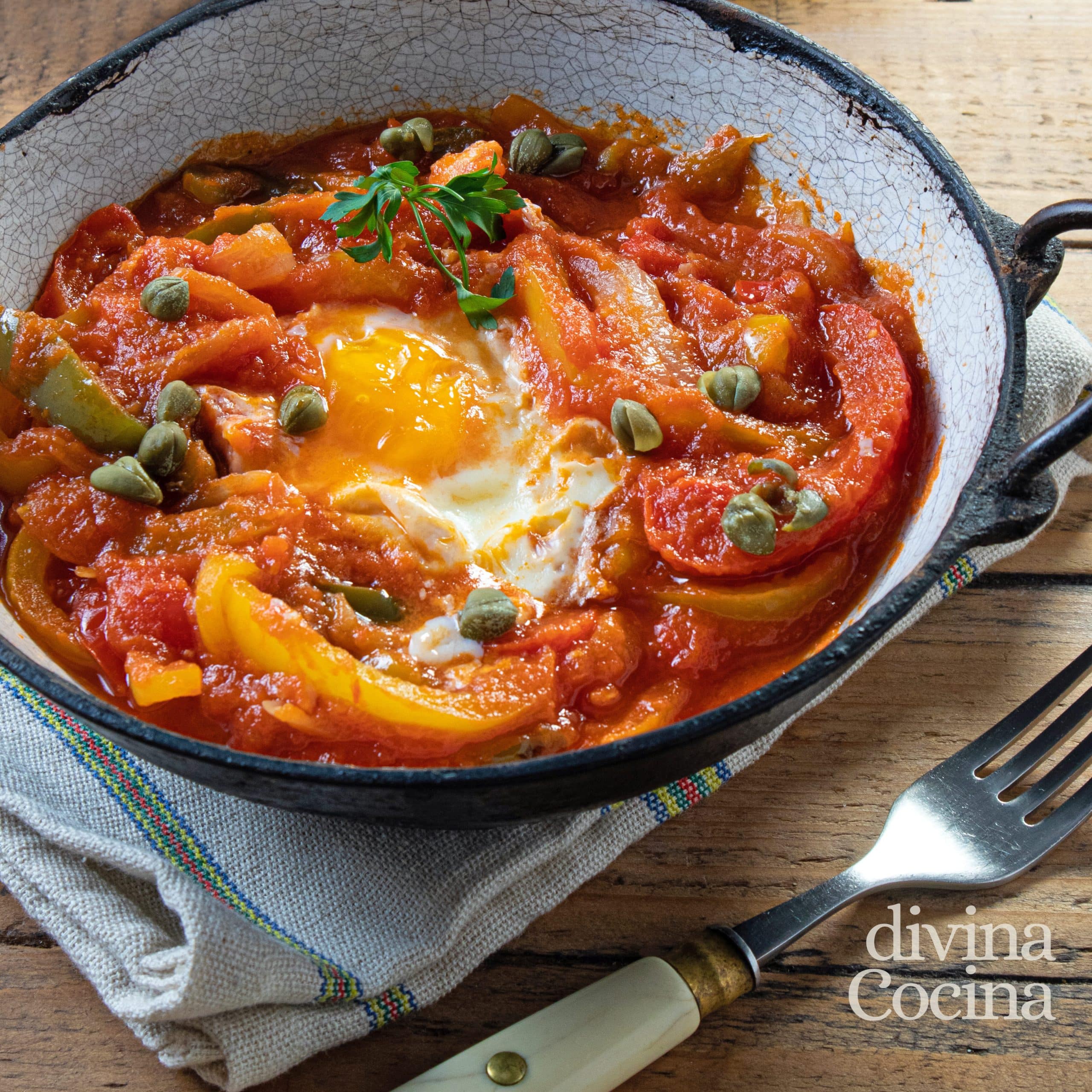 peperonata con huevos receta italiana