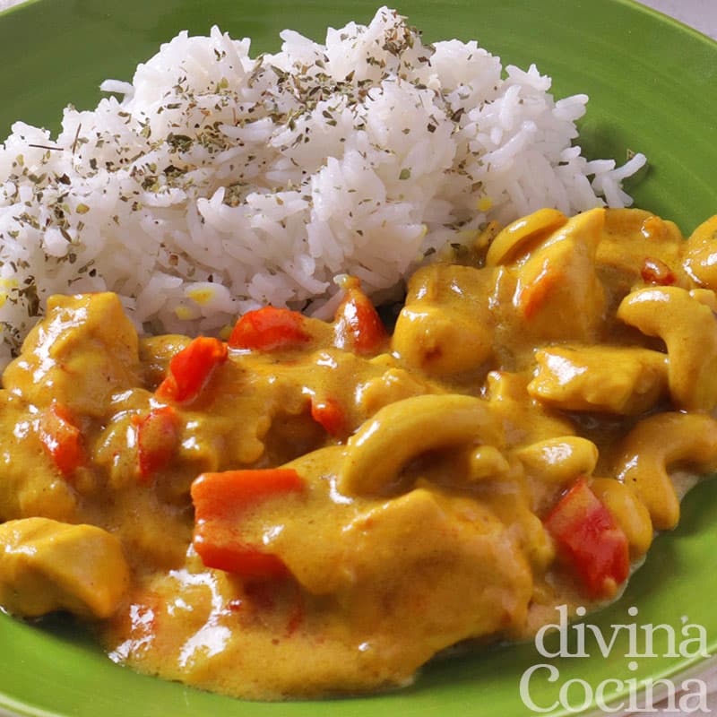 pollo al curry con anacardos