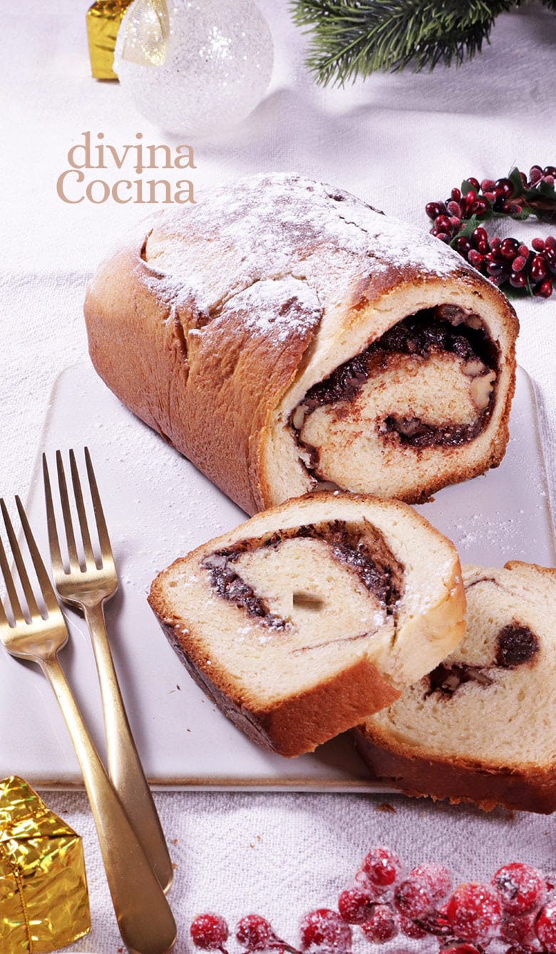 pan de brioche relleno de chocolate