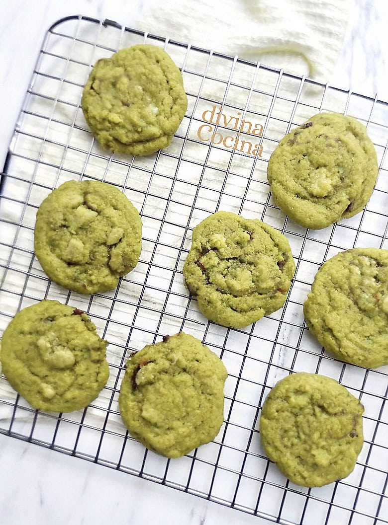 cookies de aguacate y pistachos