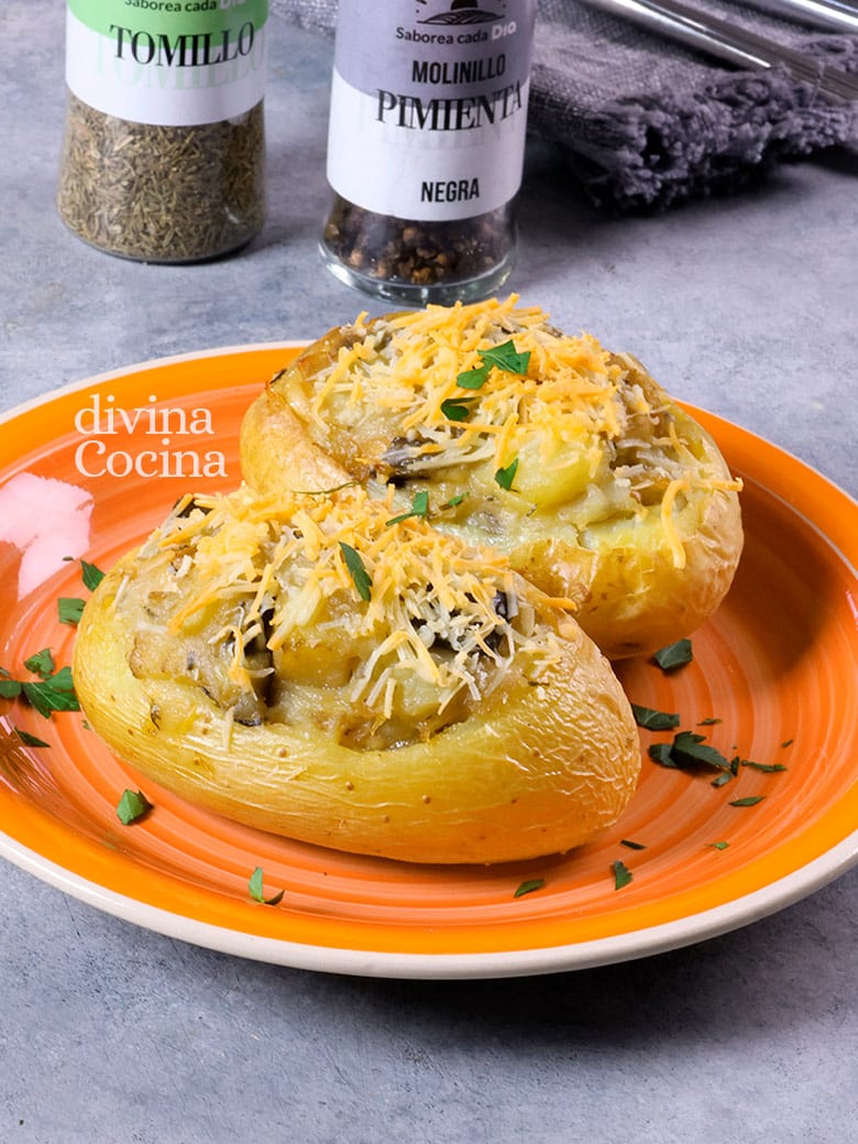 Patatas rellenas de verduras