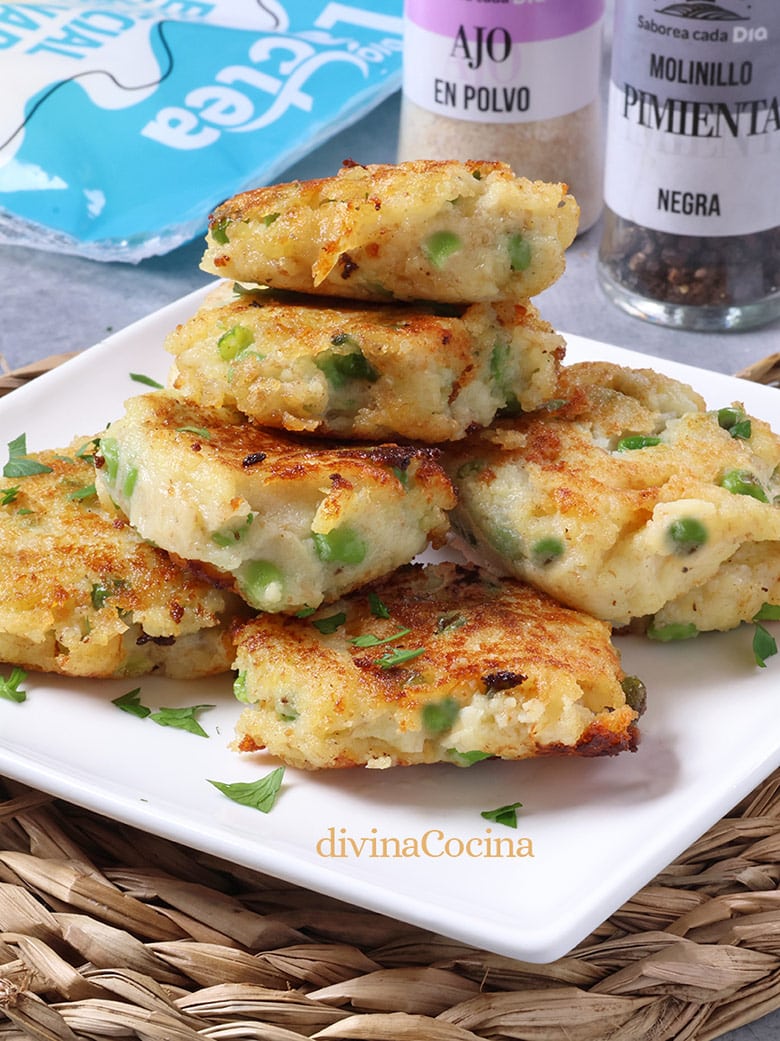 tortitas de patatas y guisantes