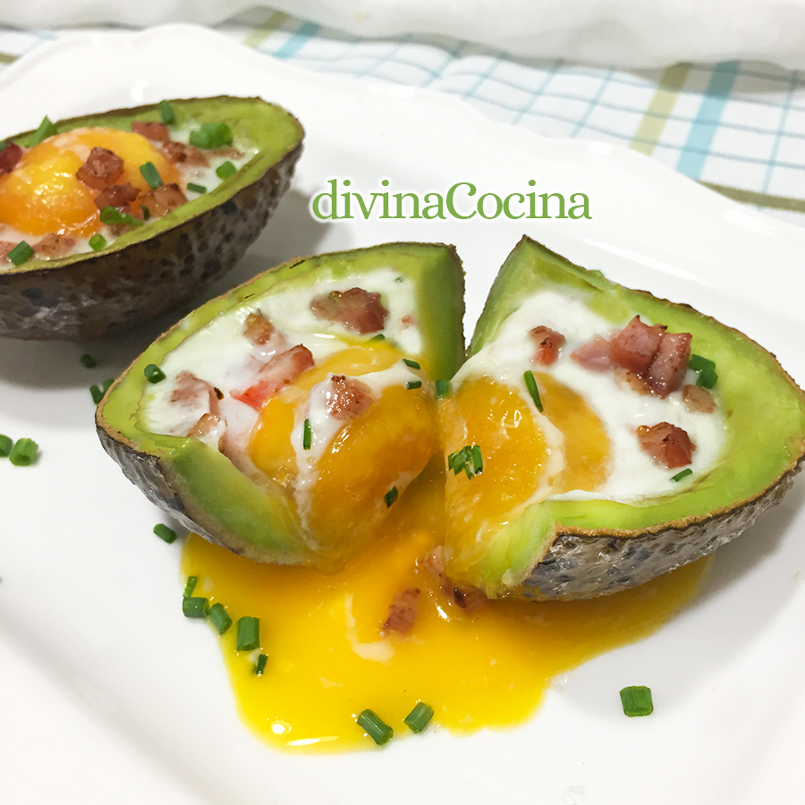 Aguacate al horno con huevo, Receta