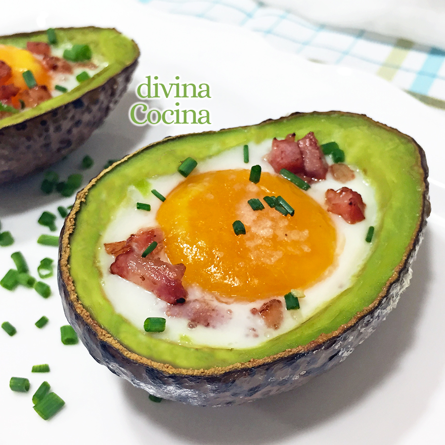 aguacate con huevo detalle