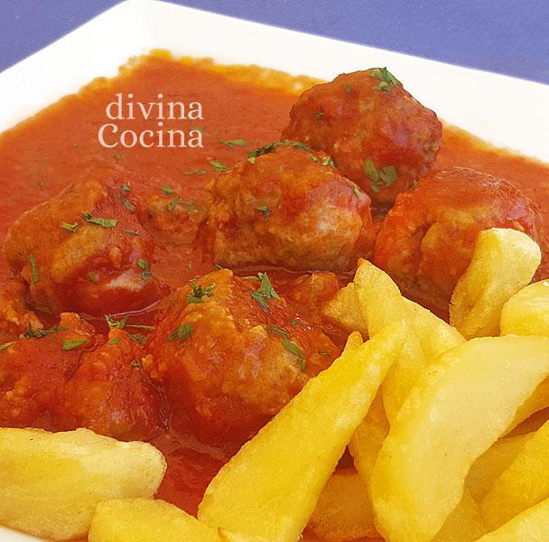 albóndigas con tomate