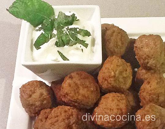 albondigas de cordero con salsal de yogur