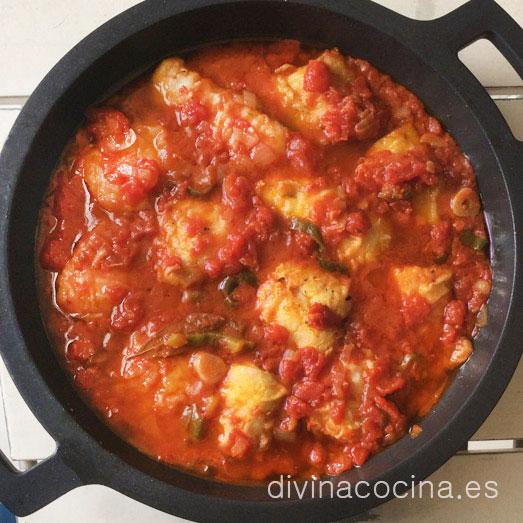 bacalao-con-tomate-cazuela