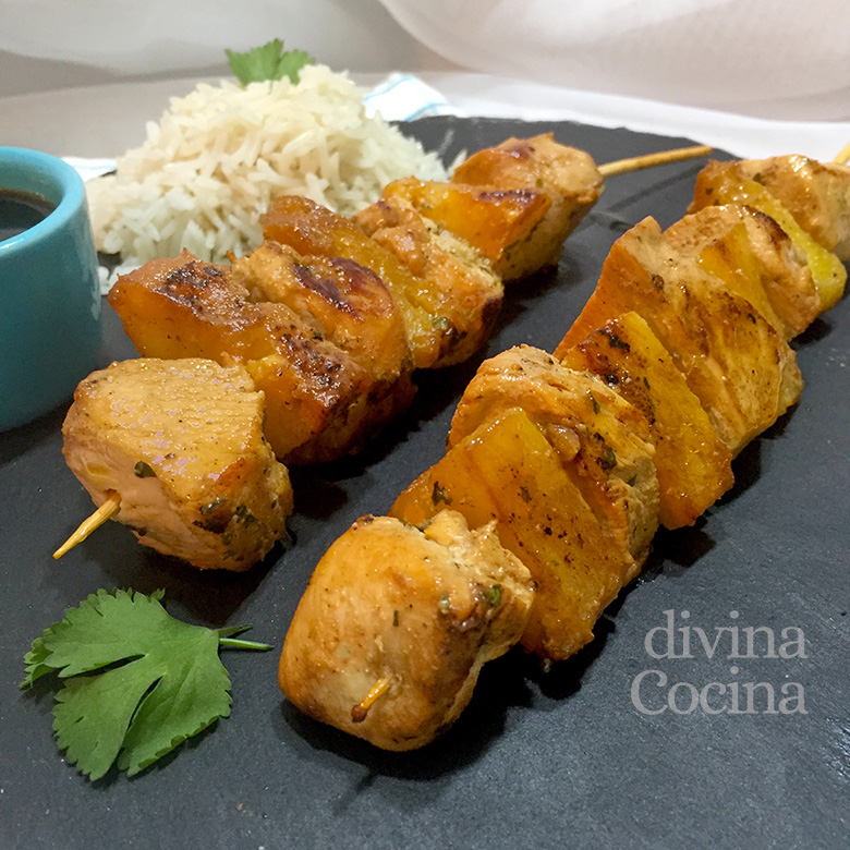 brochetas de pollo