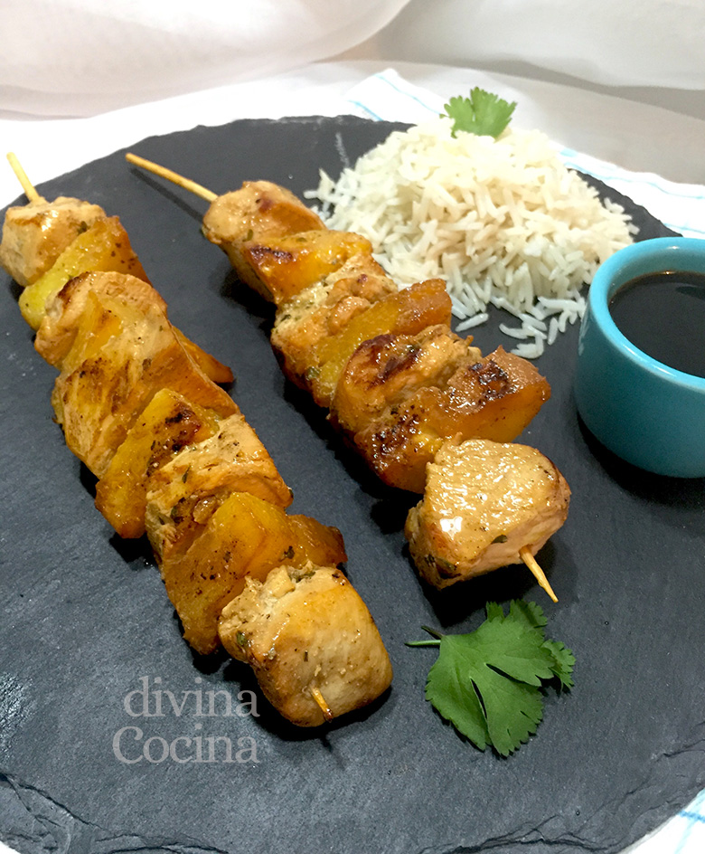 brochetas de pollo